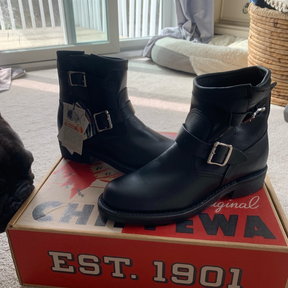 Chippewa Black Leather Ankle Boots